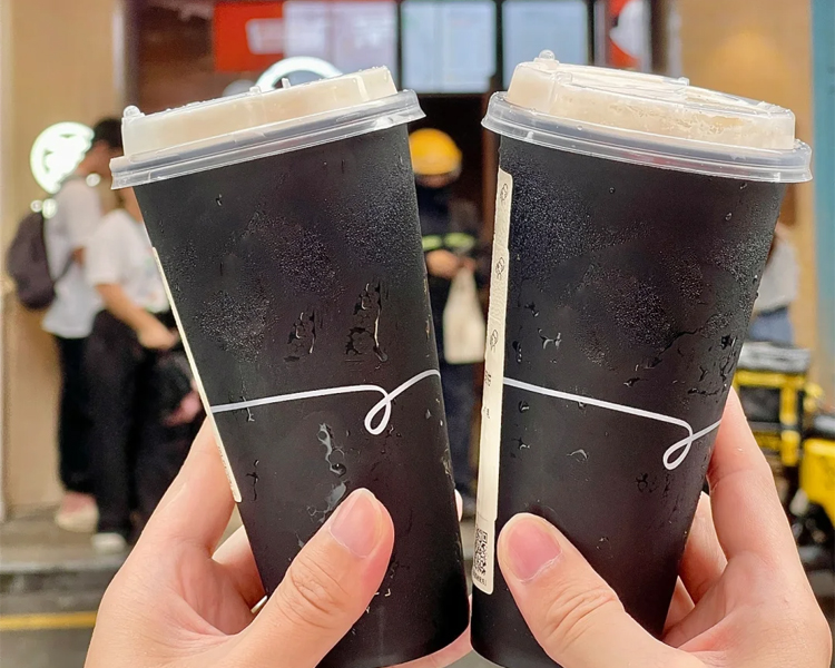喜茶加盟费明细表2025年，在县城开喜茶加盟费大约是多少