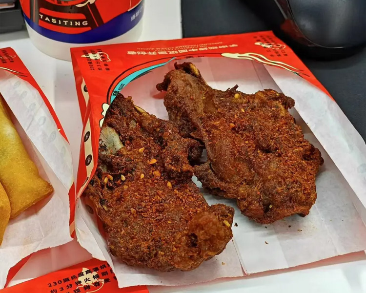 塔斯汀加盟费一般要多少呢，开汉堡店加盟条件详情