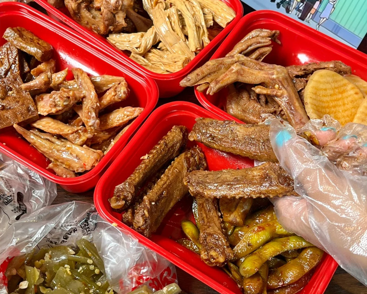 绝味鸭脖卤味加盟费用明细表2025，加盟绝味鸭脖店费用详解