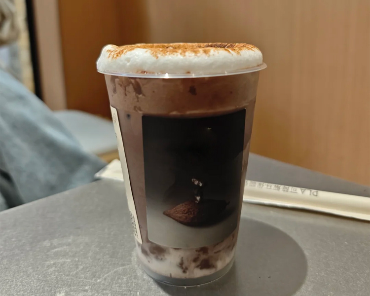 喜茶奶茶店加盟费总共需要多少钱，开一家喜茶奶茶店大约需要多少钱