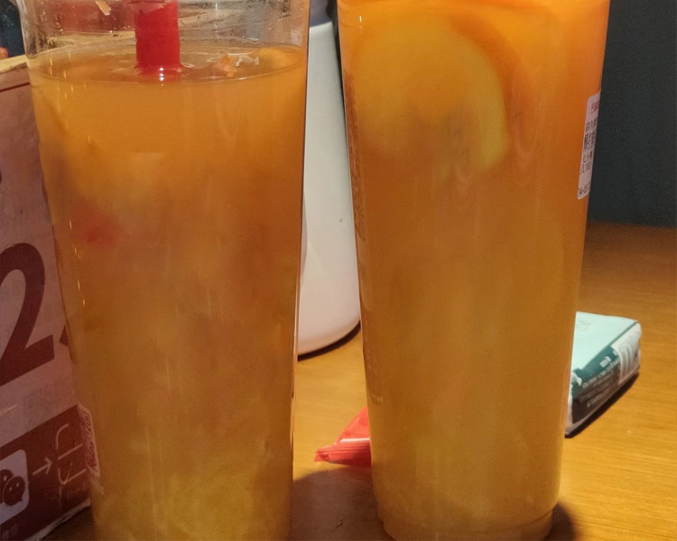 蜜雪冰城奶茶店加盟费用明细一览，蜜雪冰城在县上开一家店需要多少钱