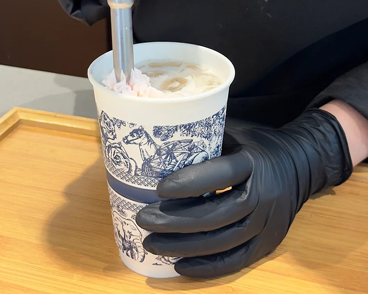 开一家霸王茶姬需要多少加盟费，霸王茶姬奶茶店加盟需要什么条件
